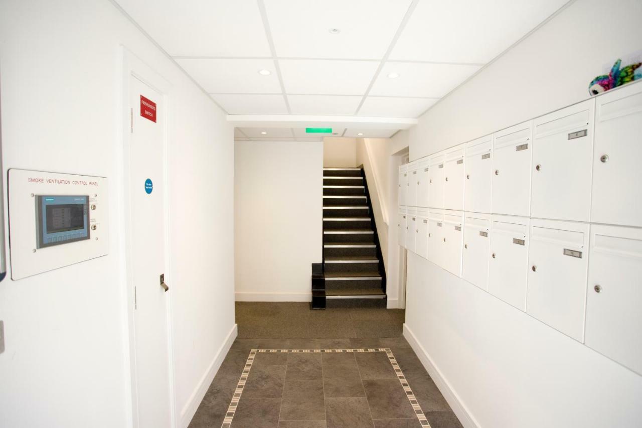 Appartamento 8 Compass Point Bournemouth Esterno foto